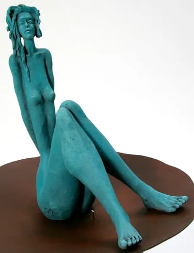 Rosa Segura, Nenufar I, bronze on an iron base, seen from behind