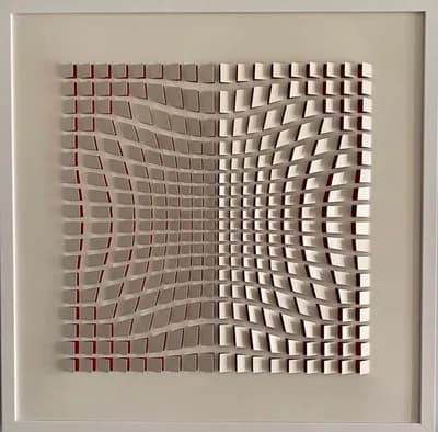 Ben Abounassif, Fragment, a white relief of curved ranks