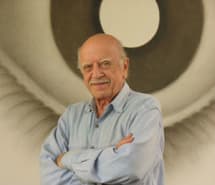 An eye painted by Rodolfo Abularach, in close detail