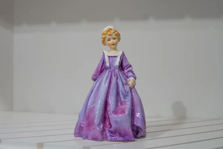 Royal Doulton Porcelain Lady, 6H x 5W In