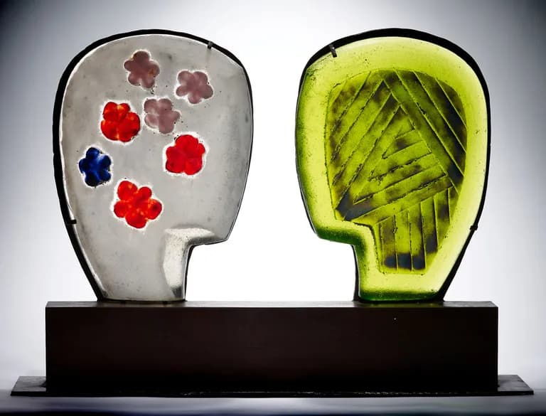 Marlene Rose, Talking Heads, sandcast glass and metal