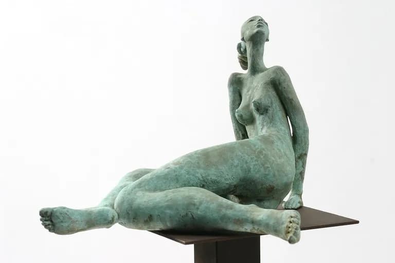 Rosa Segura, Femininity, bronze on an iron base, a seated figure