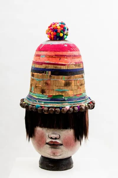 Mariana Monteagudo, Jingle Hat, Serie Apocalyptic, 2016, hard latex and paper mache