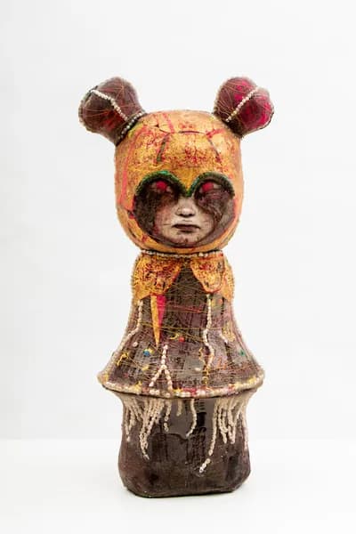 Mariana Monteagudo, Atavica, Serie Apocalyptic, 2016, hard latex and paper mache
