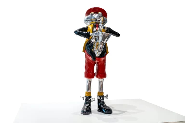 Apostol Red Violin Frog