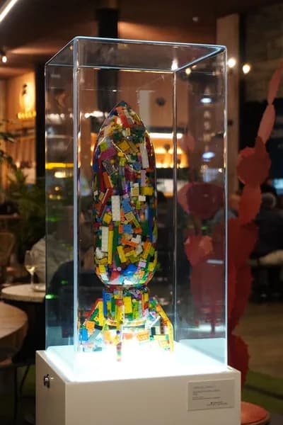 Lopez del Castillo, Ludic Deconstruction, 2023, Legos, Glass, 7,3 X 20 X 7,3 In
