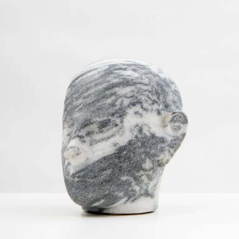 Kennsuke Sasaki Black and White Head