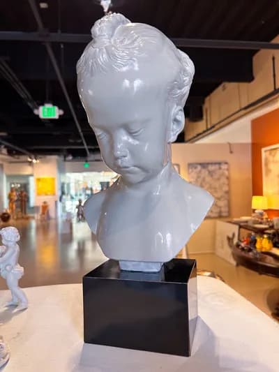 Miromar Gallery Closing Sale